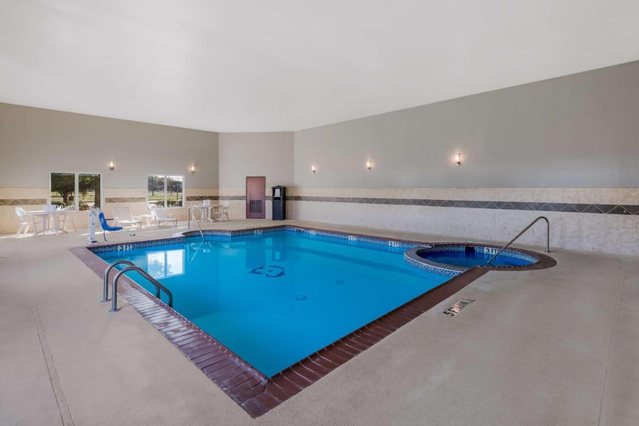 Best Western South Plains Inn & Suites Levelland Exteriér fotografie
